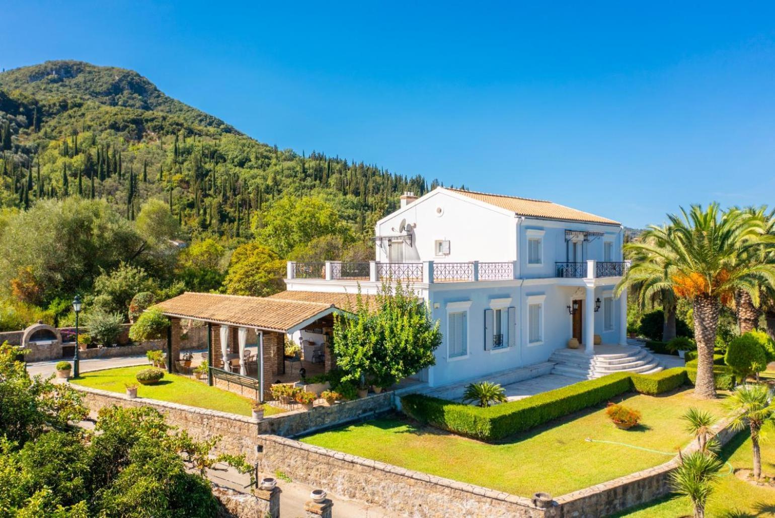 Villa Golden Tiara Agioi Deka  외부 사진
