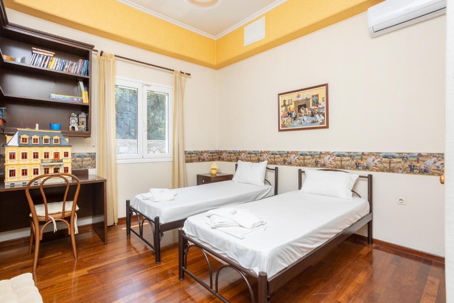 Villa Golden Tiara Agioi Deka  외부 사진