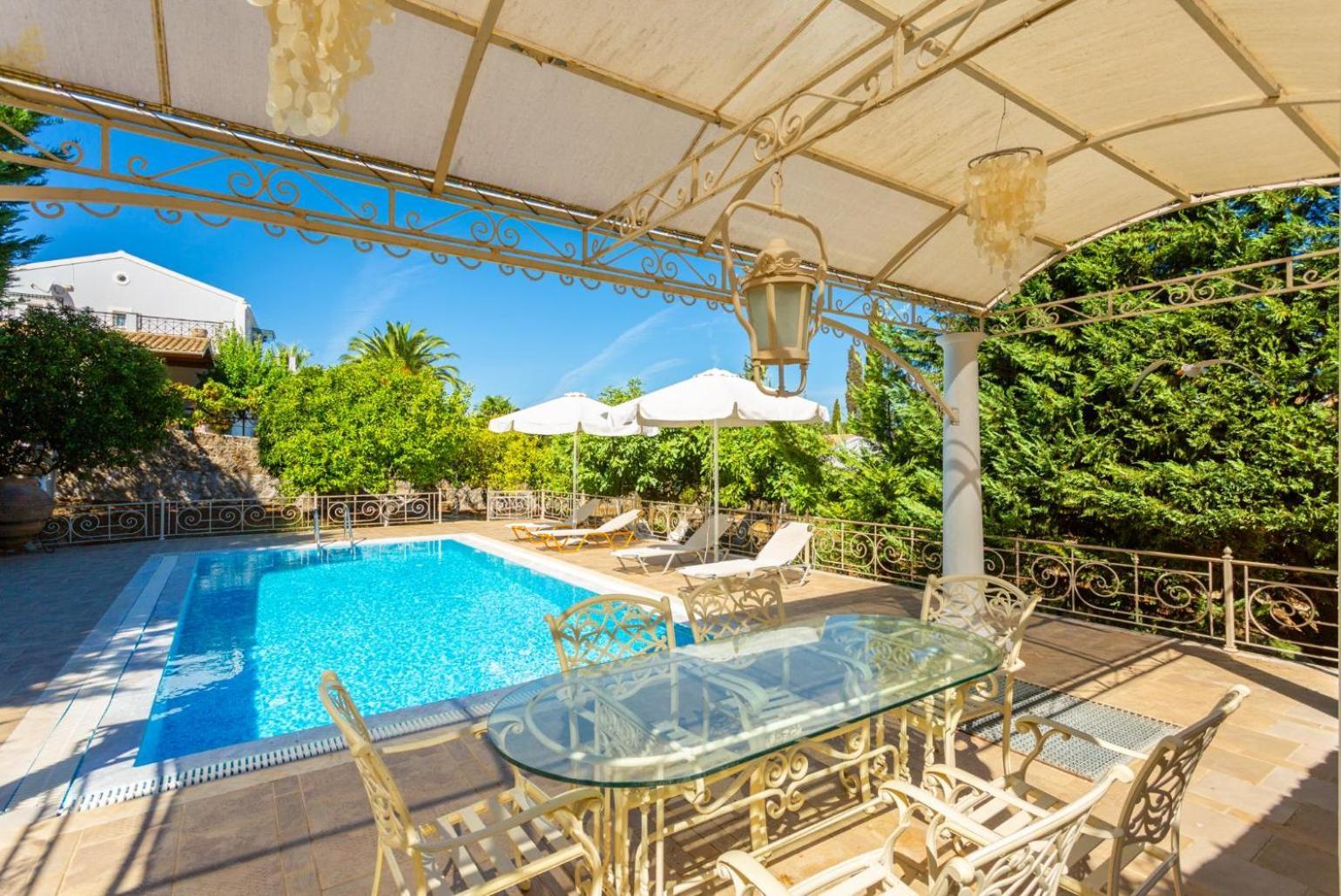 Villa Golden Tiara Agioi Deka  외부 사진